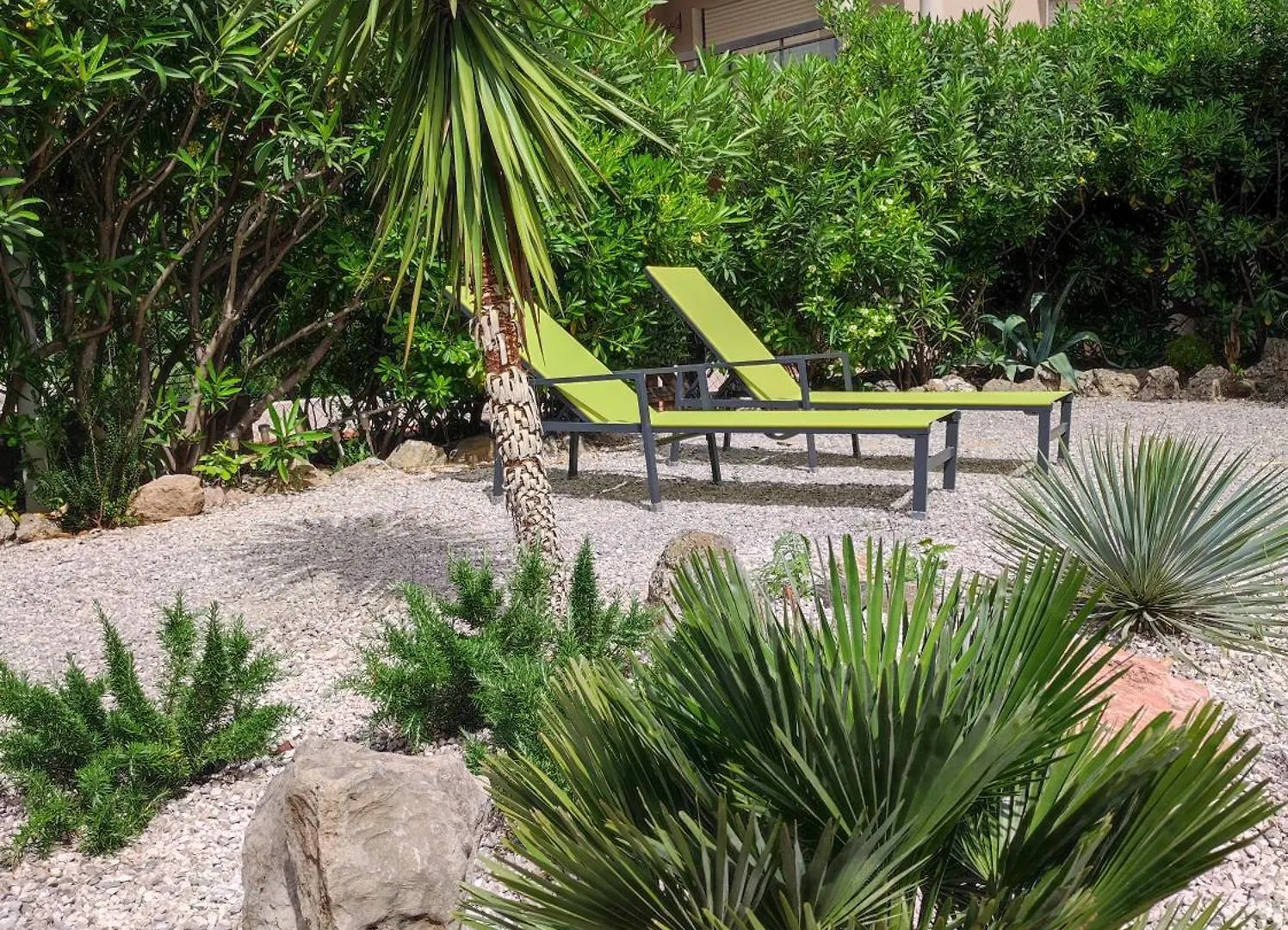 Le Palmier, Jardin Privatif, Plage 200M, Classe 3 Etoiles, Wifi, Garage,Renove En 2024 카발레르쉬르메르